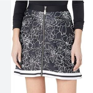 Mainstream Boutique MB Black and White Floral Golf Tennis Zipper Front Skirt